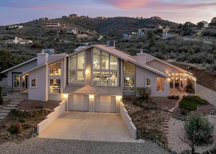 Holiday home Lynx Lux 6-br Housesleeps 22hot Tubgame Rm Prescott